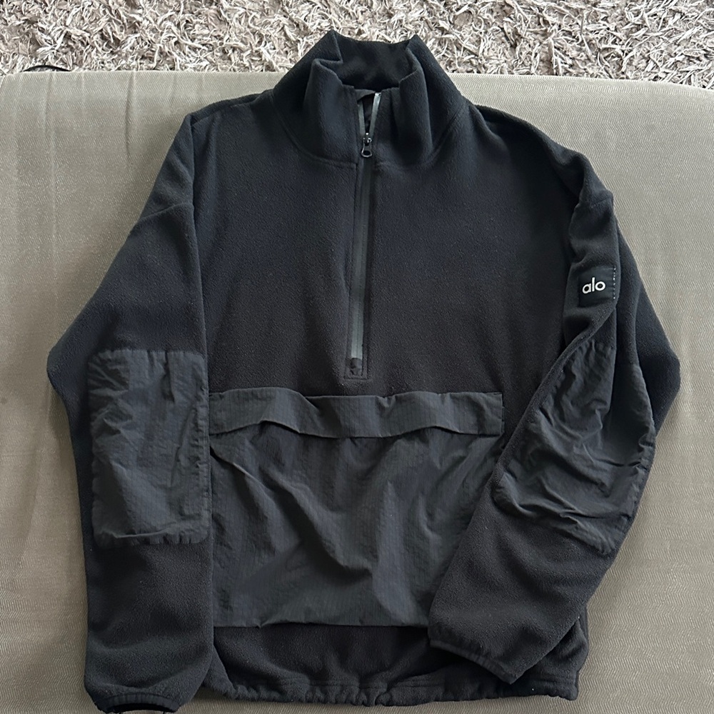ALO Yoga Men's Black Fleece Half Zip Pull Over